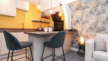 Fridge, dishwasher, electric kettle, toaster