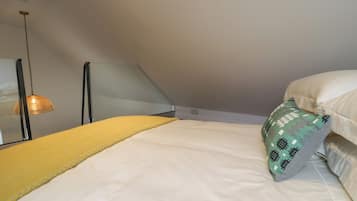 1 habitación, decoración personalizada y muebles diferentes