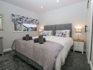 3 habitaciones, decoración personalizada y muebles diferentes