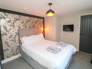 2 habitaciones, decoración personalizada y muebles diferentes 