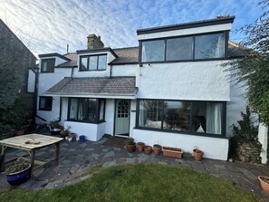 Exterior - Bryn Teg Cottage (Moelfre)