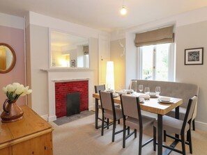 Dining - Gowanlea (Ambleside)