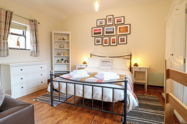1 bedroom, WiFi (free), individually decorated, individually furnished
