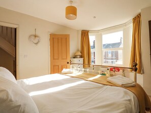 4 bedrooms, individually decorated, individually furnished - Greylag (Hunstanton)
