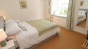 3 bedrooms, individually decorated, individually furnished, free WiFi