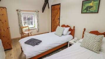 3 bedrooms, individually decorated, individually furnished, free WiFi