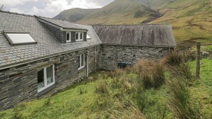 Exterior - Pennant Tigi Uchaf (Machynlleth)