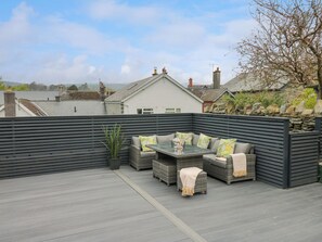 Outdoor dining - 2 Penporth (Rhayader)