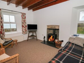 2 bedrooms, individually decorated, individually furnished, free WiFi