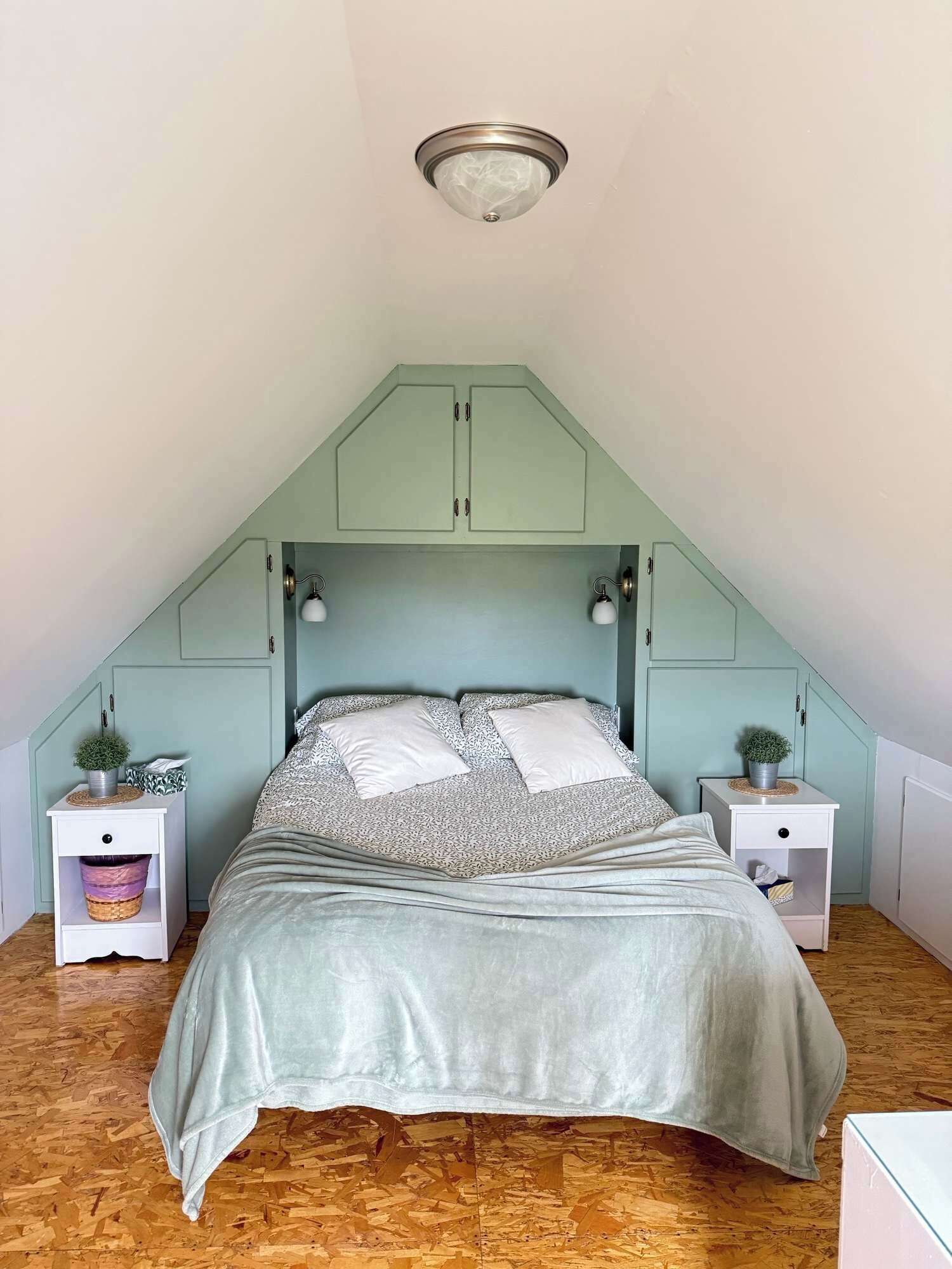 1 dormitorio, tabla de planchar con plancha, wifi y ropa de cama