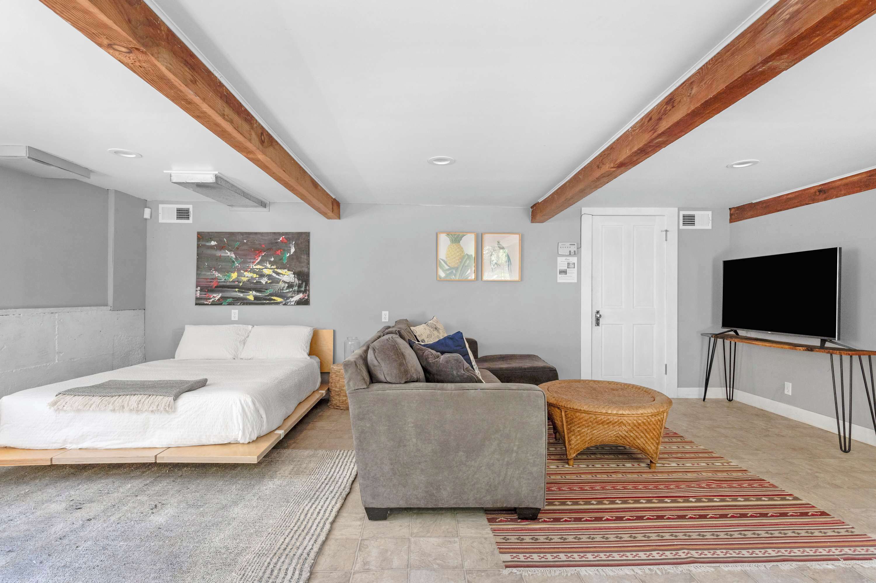 4 chambres, fer et planche à repasser, Wi-Fi, draps fournis