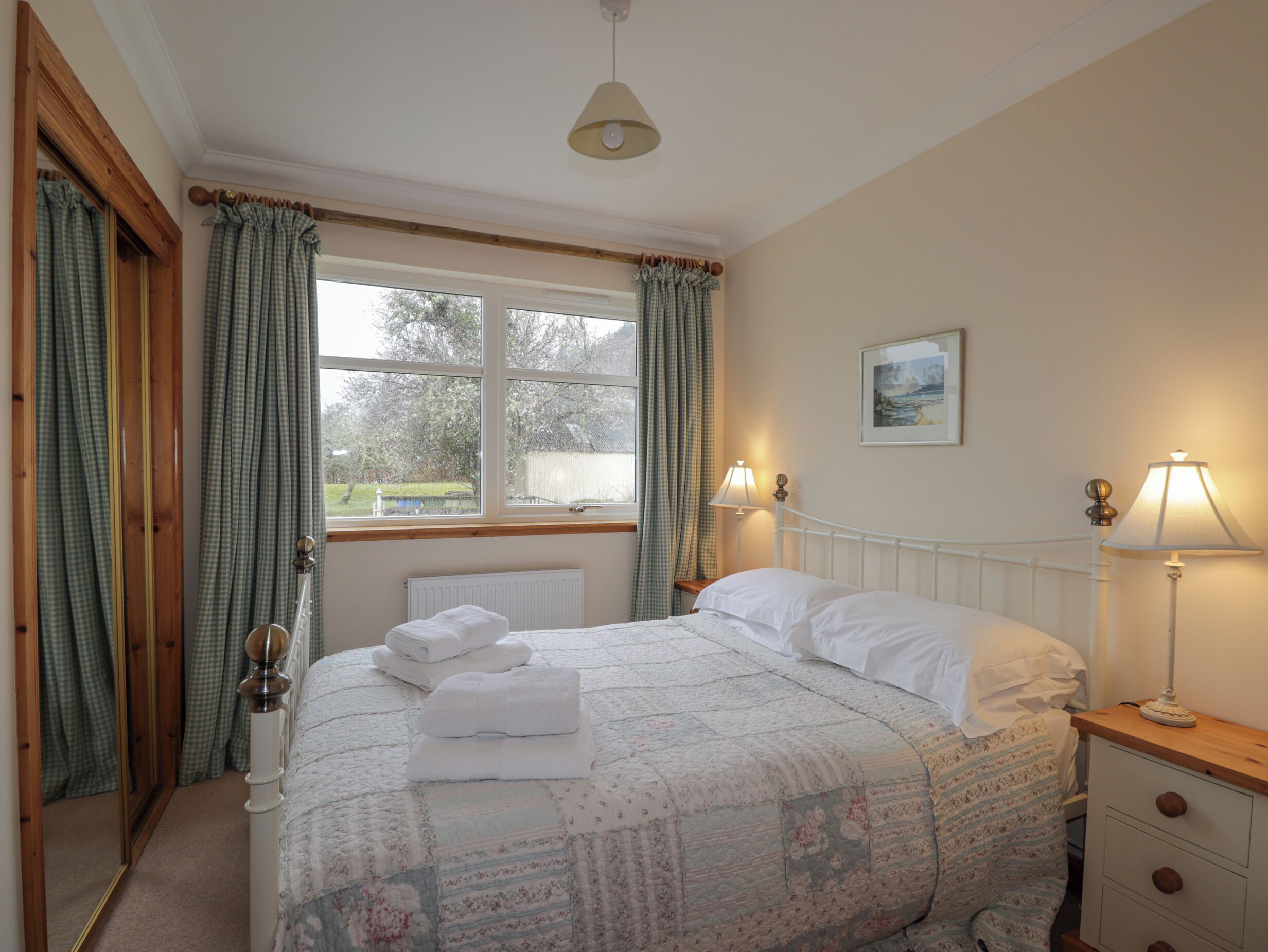 3 bedrooms, individually decorated, individually furnished, free WiFi