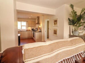 3 bedrooms, individually decorated, individually furnished, free WiFi