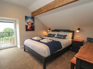 4 ห้องนอน, ห้องพักตกแต่งอย่างมีเอกลักษณ์, ตกแต่งพิเศษโดยเฉพาะ, Wi-Fi ฟรี