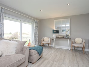 Fireplace - Didaro (Holyhead)
