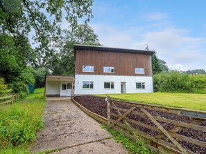 Exterior - The Wardens House (Newtown)