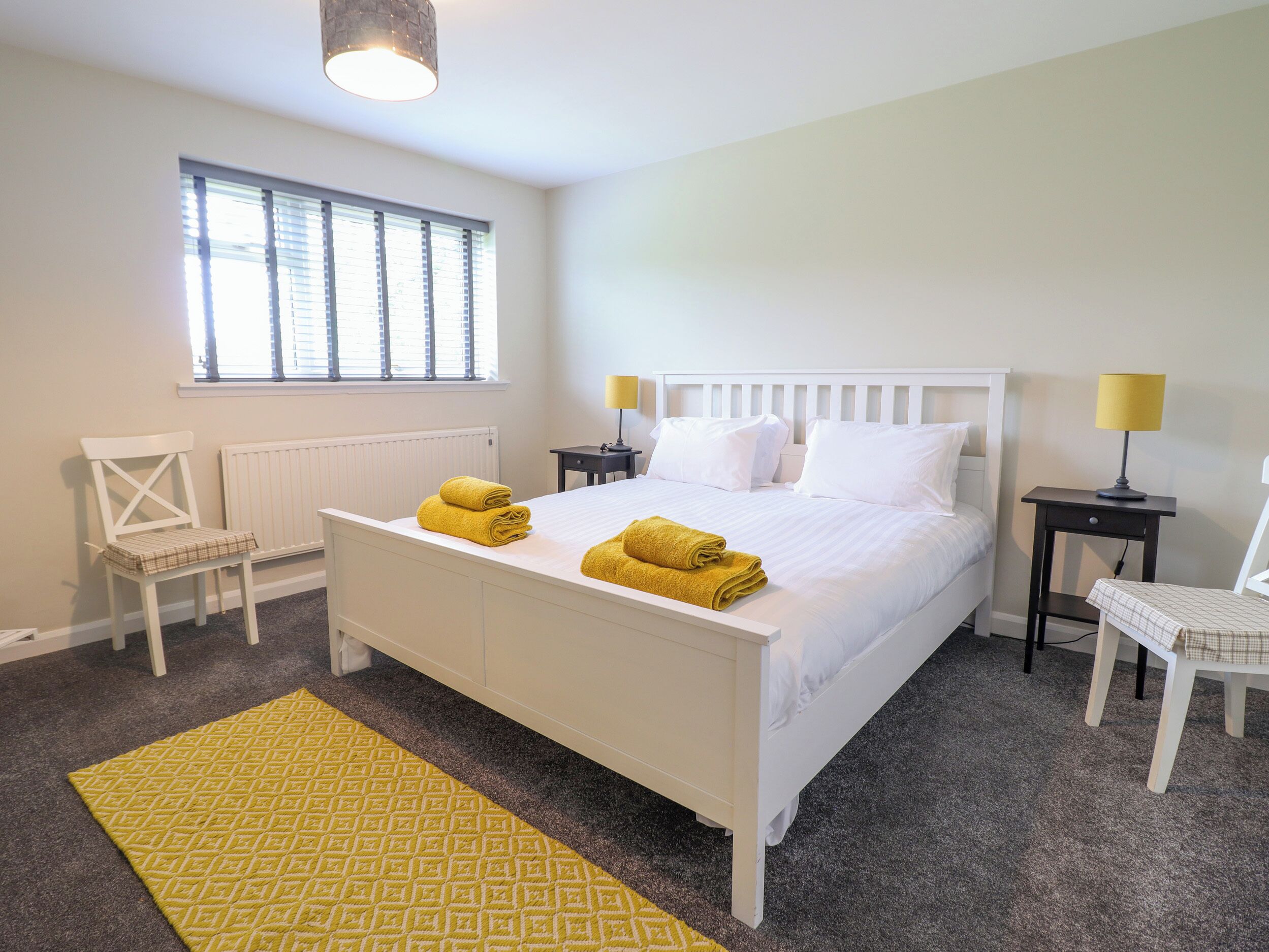 4 間臥室、獨特裝潢、布  置獨特、免費無線上網