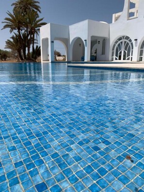 Pool - Olive house .Unique villa with large infinity pool and cinema room (Mezraya)