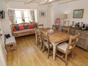 Interior - Cormorant Cottage (St Ives)