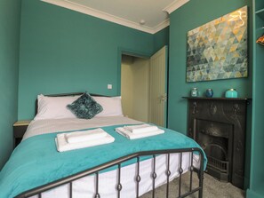 4 Schlafzimmer, individuell dekoriert, individuell eingerichtet