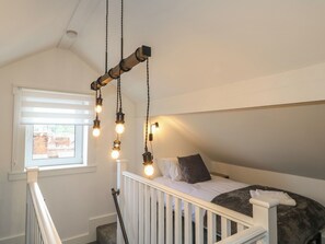 4 habitaciones, decoración personalizada y muebles diferentes