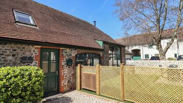Cottage | Exterior