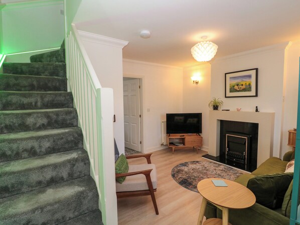 Cottage | Living area