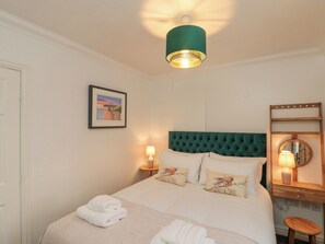 2 habitaciones, decoración personalizada y muebles diferentes