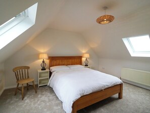 4 bedrooms, individually decorated, individually furnished, free WiFi - Glebe Farmhouse (Killarney)