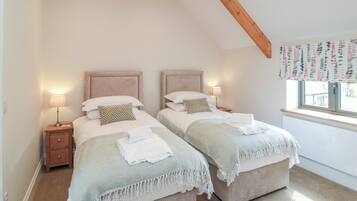 3 bedrooms, individually decorated, individually furnished, free WiFi