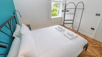 3 habitaciones, decoración personalizada y muebles diferentes