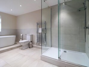 Shower - Orme Villa (Llandudno)