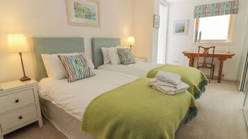 2 bedrooms, individually decorated, individually furnished, free WiFi