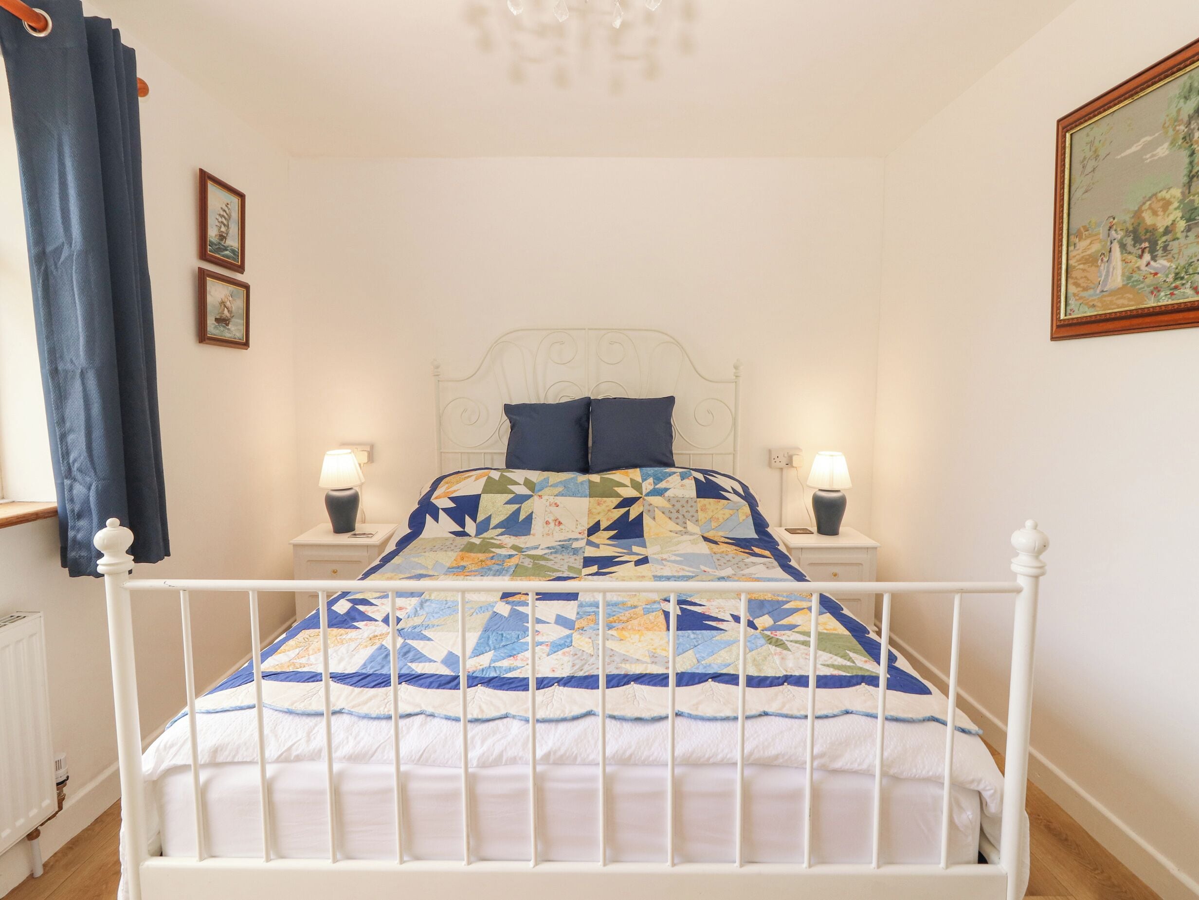 3 bedrooms, individually decorated, individually furnished, free WiFi