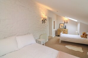 4 chambres, décoration personnalisée, ameublement personnalisé