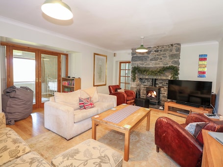 Cottage | Interior. Ysgubor Wen