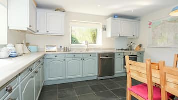 Cottage | Interior