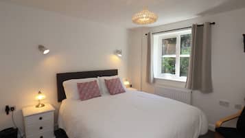 2 slaapkamers, individueel gedecoreerd, individueel gemeubileerd