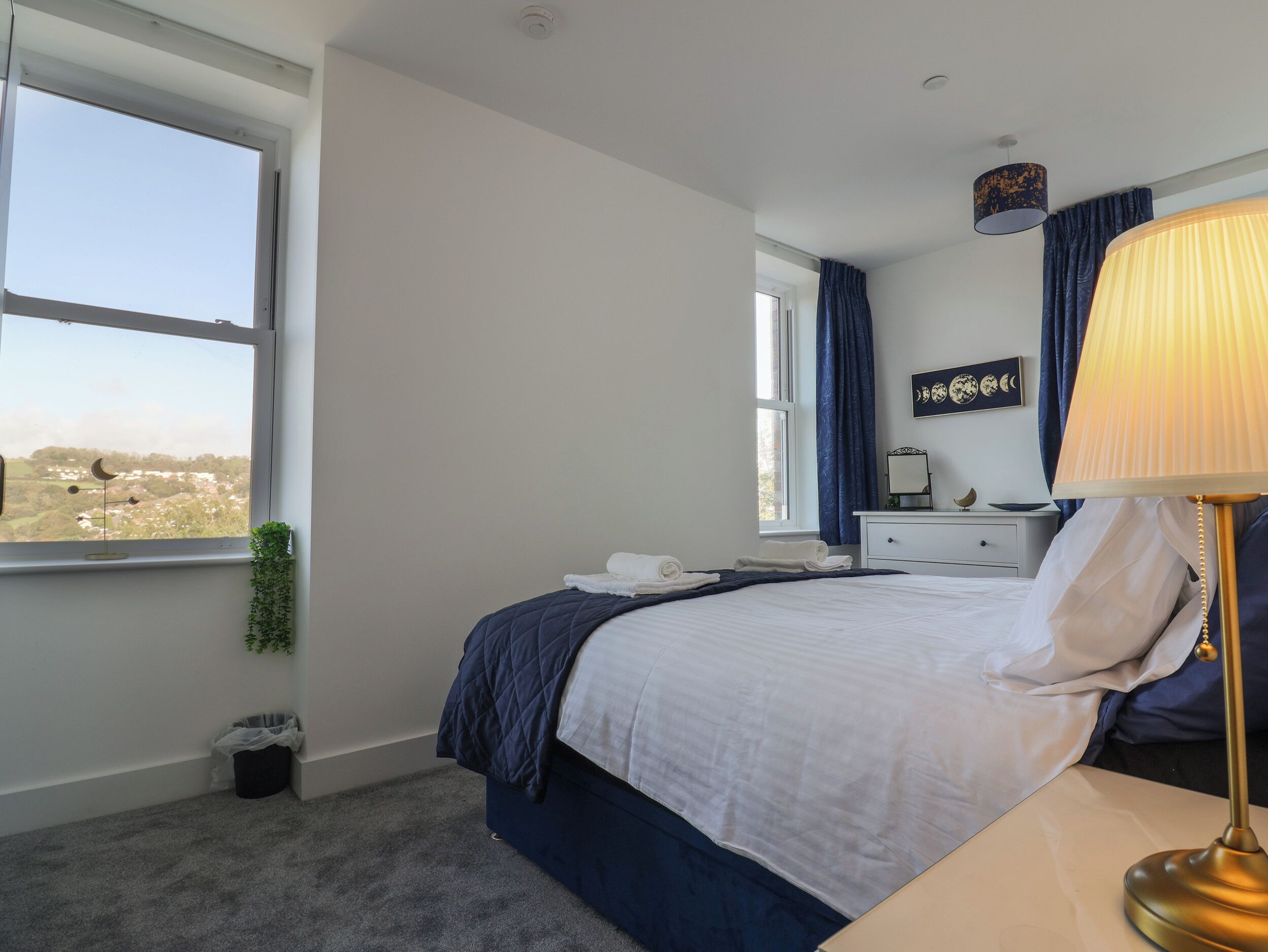 2 bedrooms, individually decorated, individually furnished, free WiFi