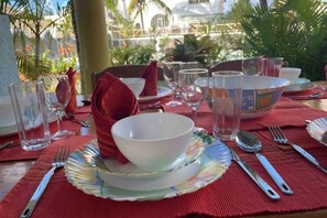 Outdoor dining