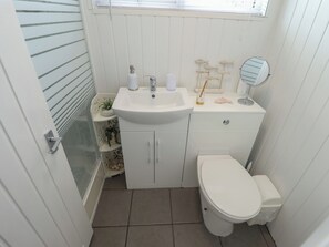 Shower - 23 Cherry Park (Skegness)