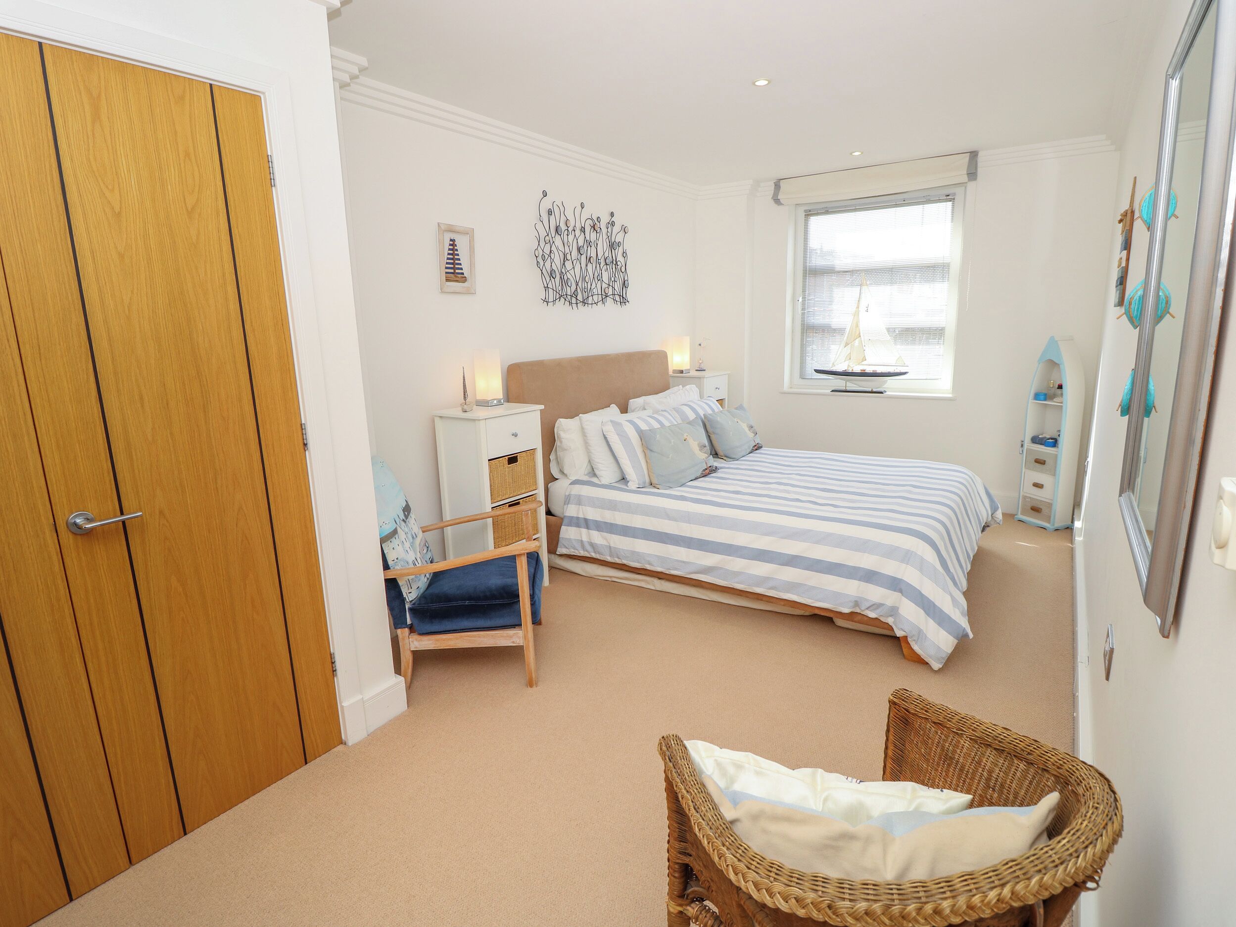 2 bedrooms, individually decorated, individually furnished, free WiFi