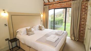 12 habitaciones, decoración personalizada y muebles diferentes