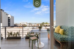 Apartment, Accessible | 2 bedrooms, Internet