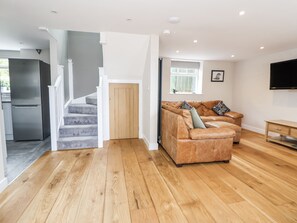 Living area - Fern Cottage (Stoke-on-Trent)
