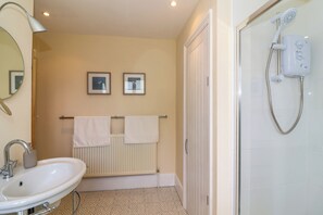Shower - Canny Croft (Bridgwater)