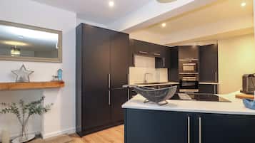 Fridge, dishwasher, electric kettle, toaster