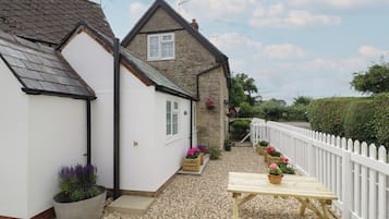 Khu ẩm thực ngoài trời