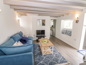 Living area - The Cottage (Stratford-upon-Avon)