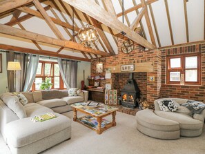 Living area - The Old Byre (Salisbury)